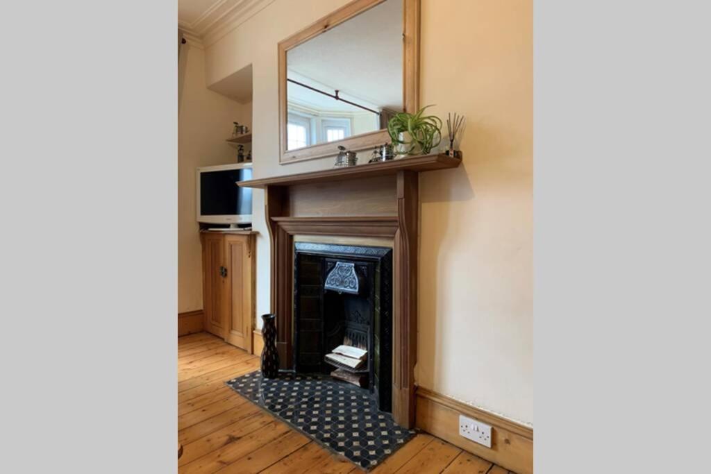 Spacious 2 Bedroom Apartment In Aberdeen City Екстер'єр фото