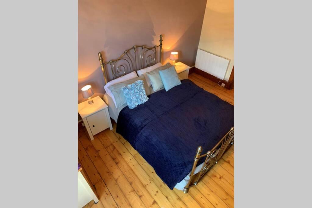 Spacious 2 Bedroom Apartment In Aberdeen City Екстер'єр фото