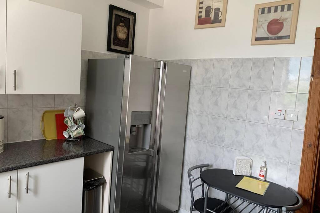 Spacious 2 Bedroom Apartment In Aberdeen City Екстер'єр фото